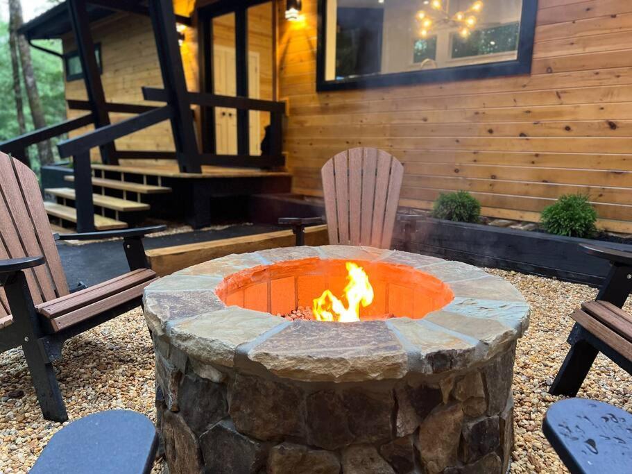 Modern Mountain Getaway With Hot Tub, Fire Pit Villa Sautee Nacoochee Екстериор снимка